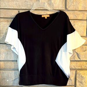 Ellen Tracy Black and White Blouse